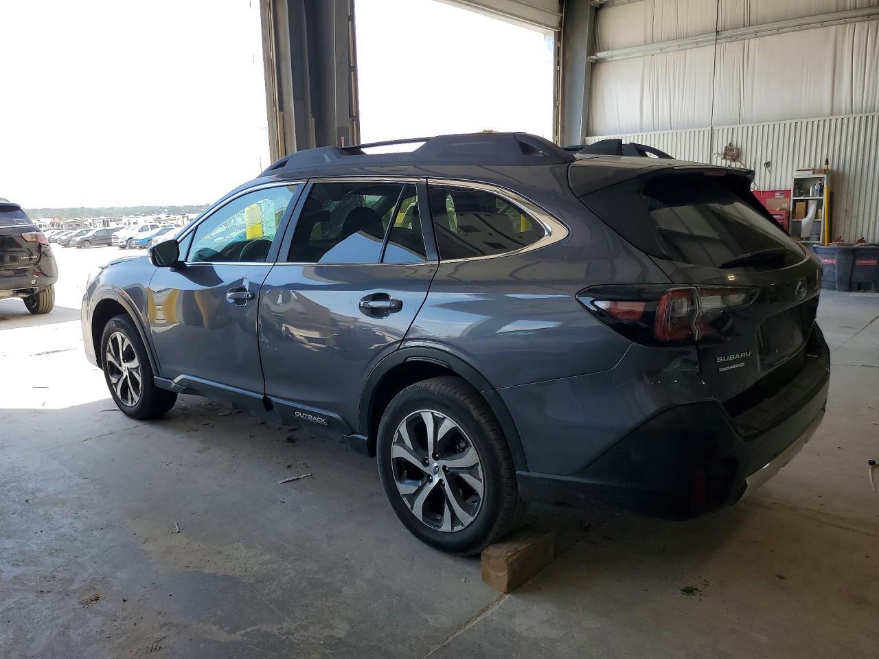 2022 Subaru Outback Limited - Фото 2