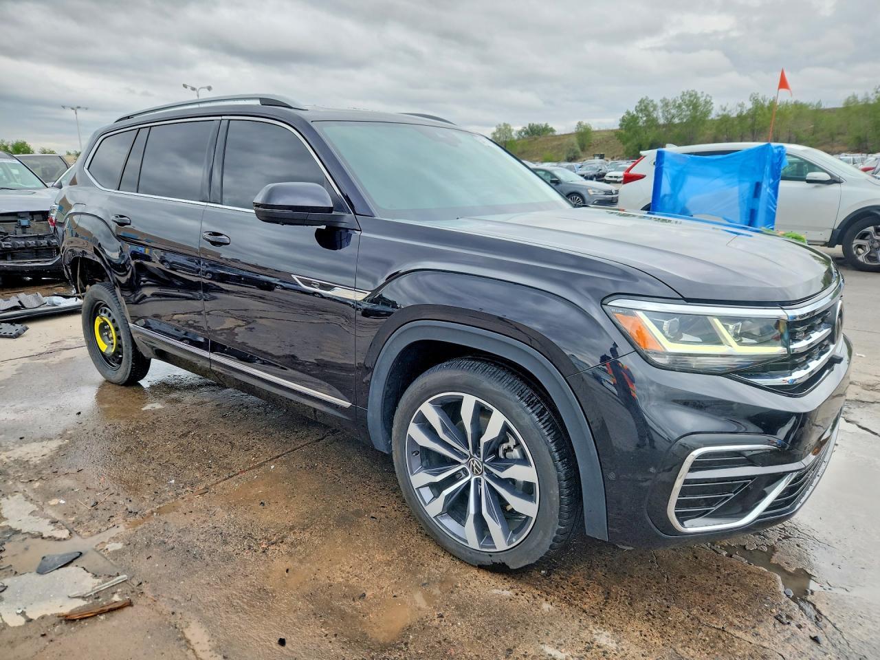 2022 Volkswagen Atlas Sel Premium R-Line - Image 4