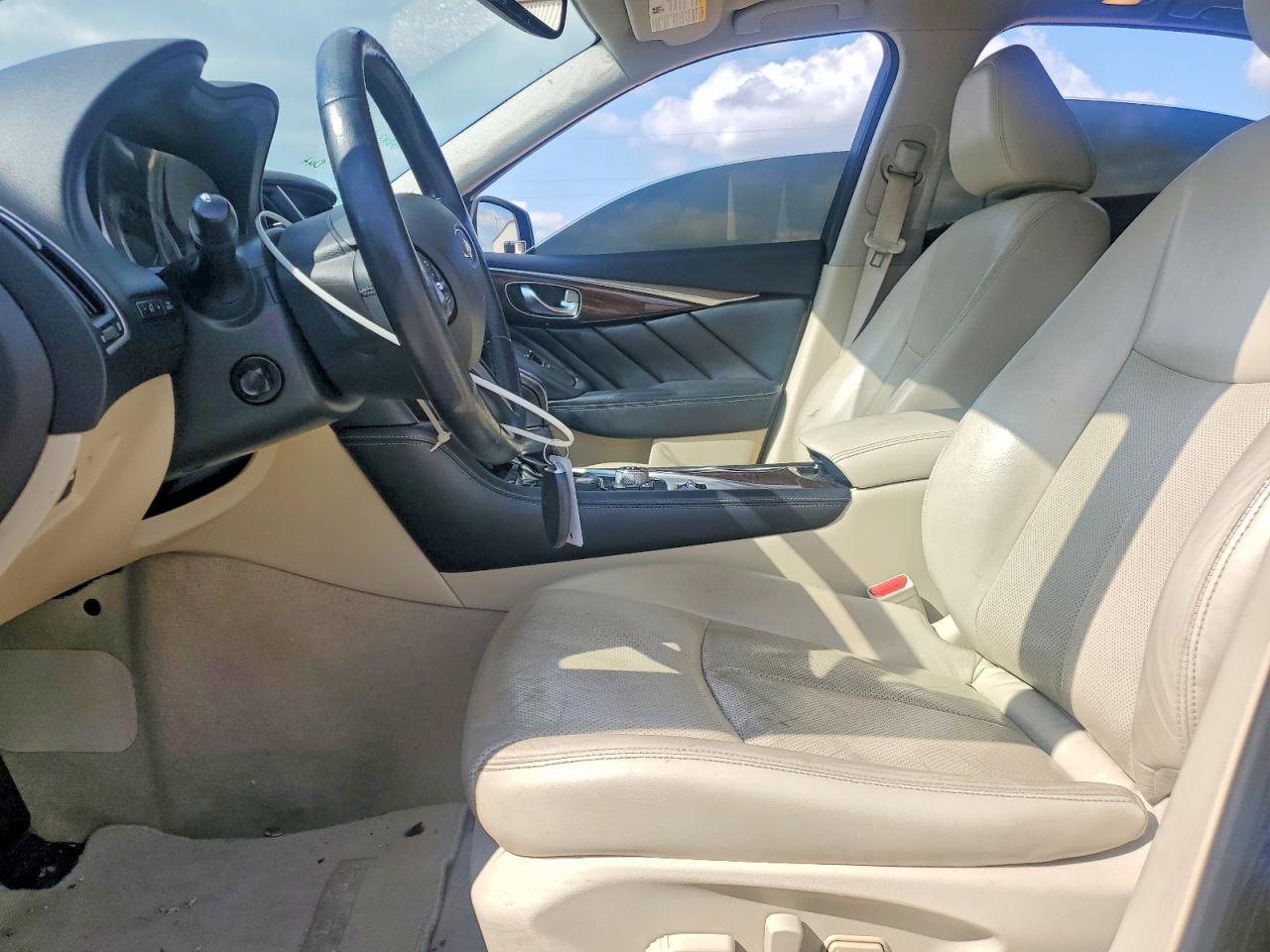 2017 Infiniti Q50 3.0T Premium - Фото 7