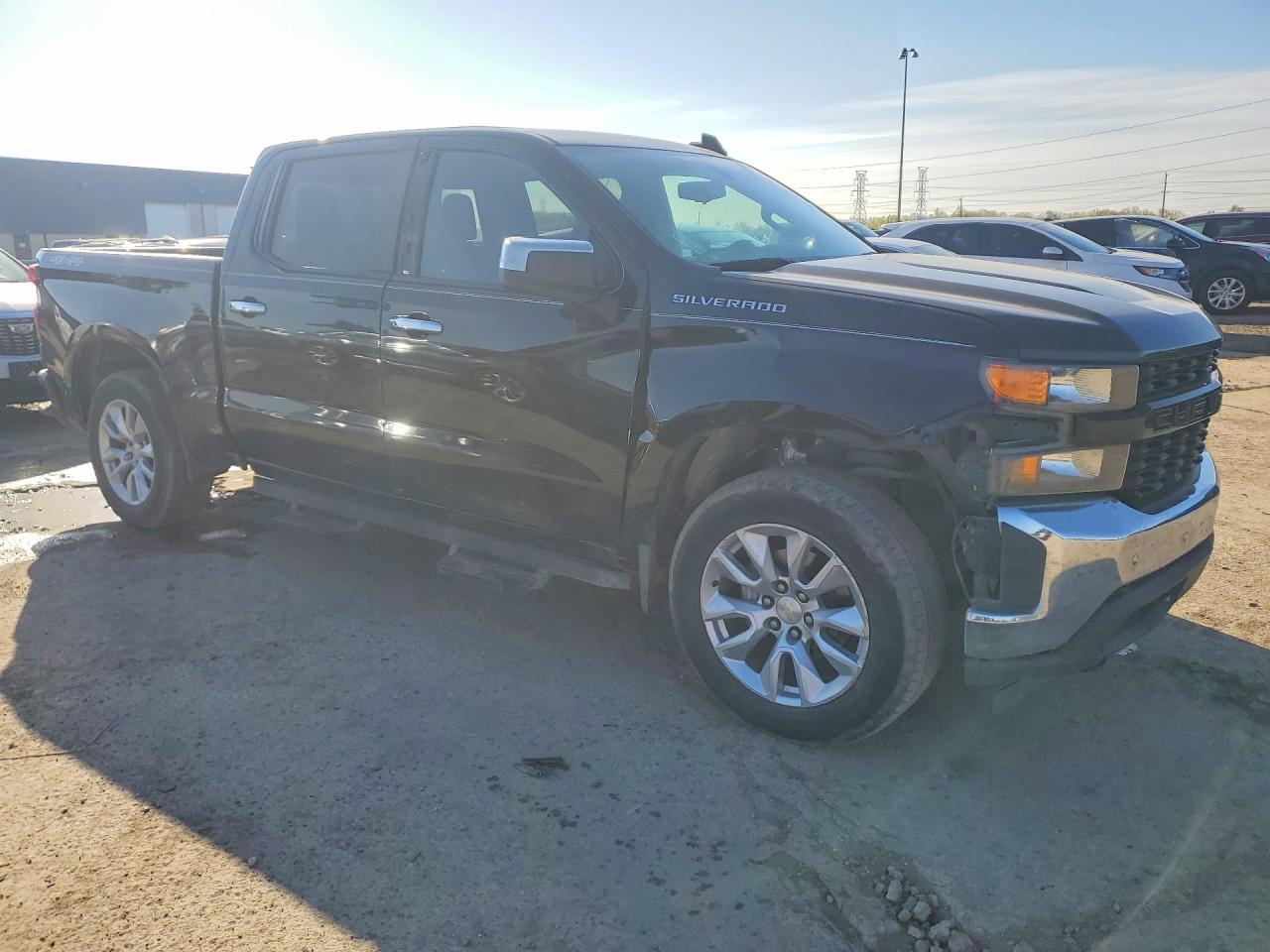 2020 Chevrolet Silverado K1500 Custom - Фото 4