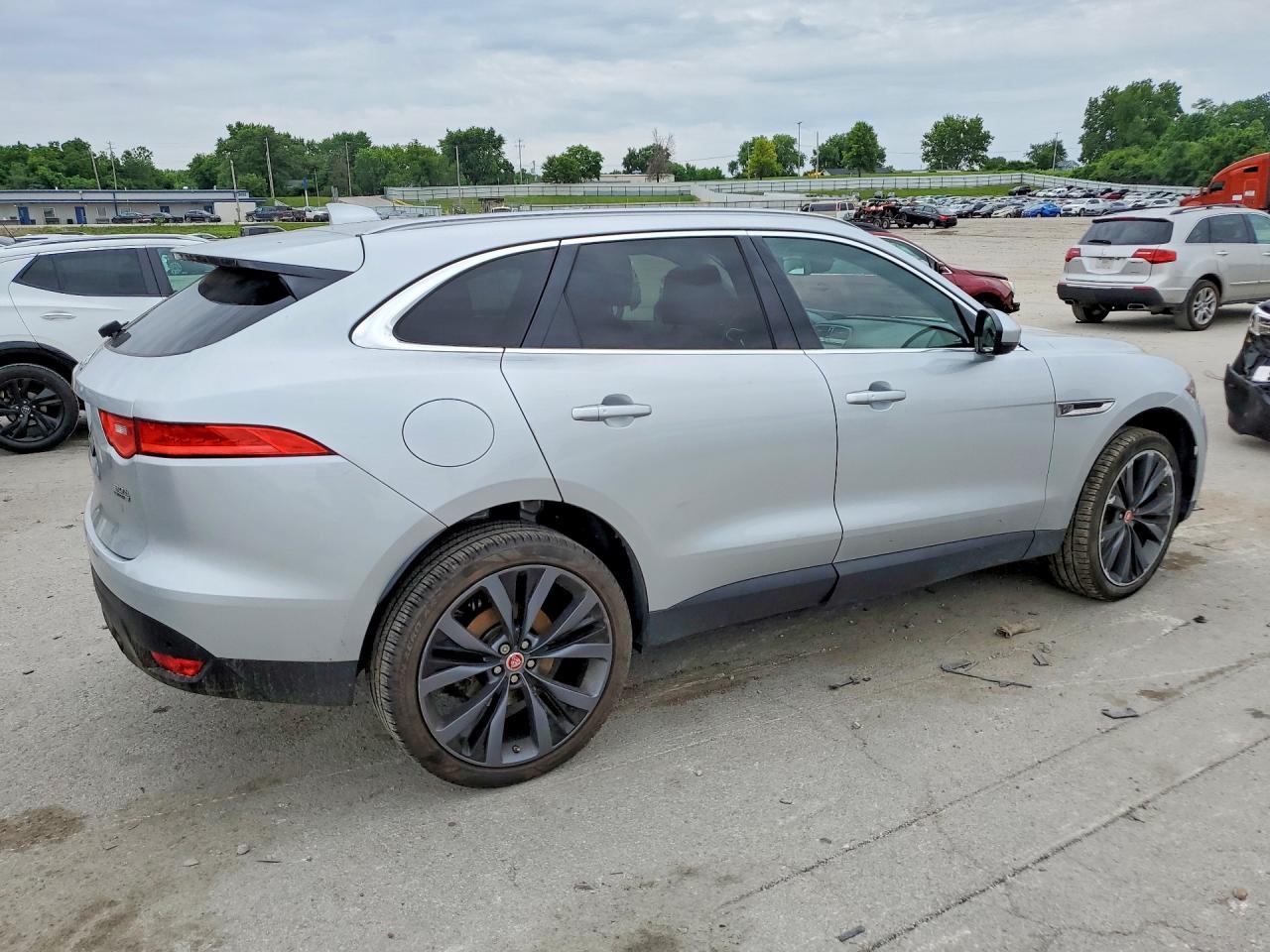 2018 Jaguar F-Pace Portfolio - Image 3
