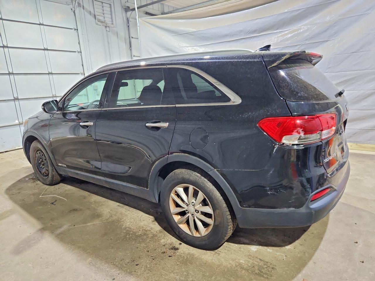 2016 Kia Sorento Lx V6 - Image 2