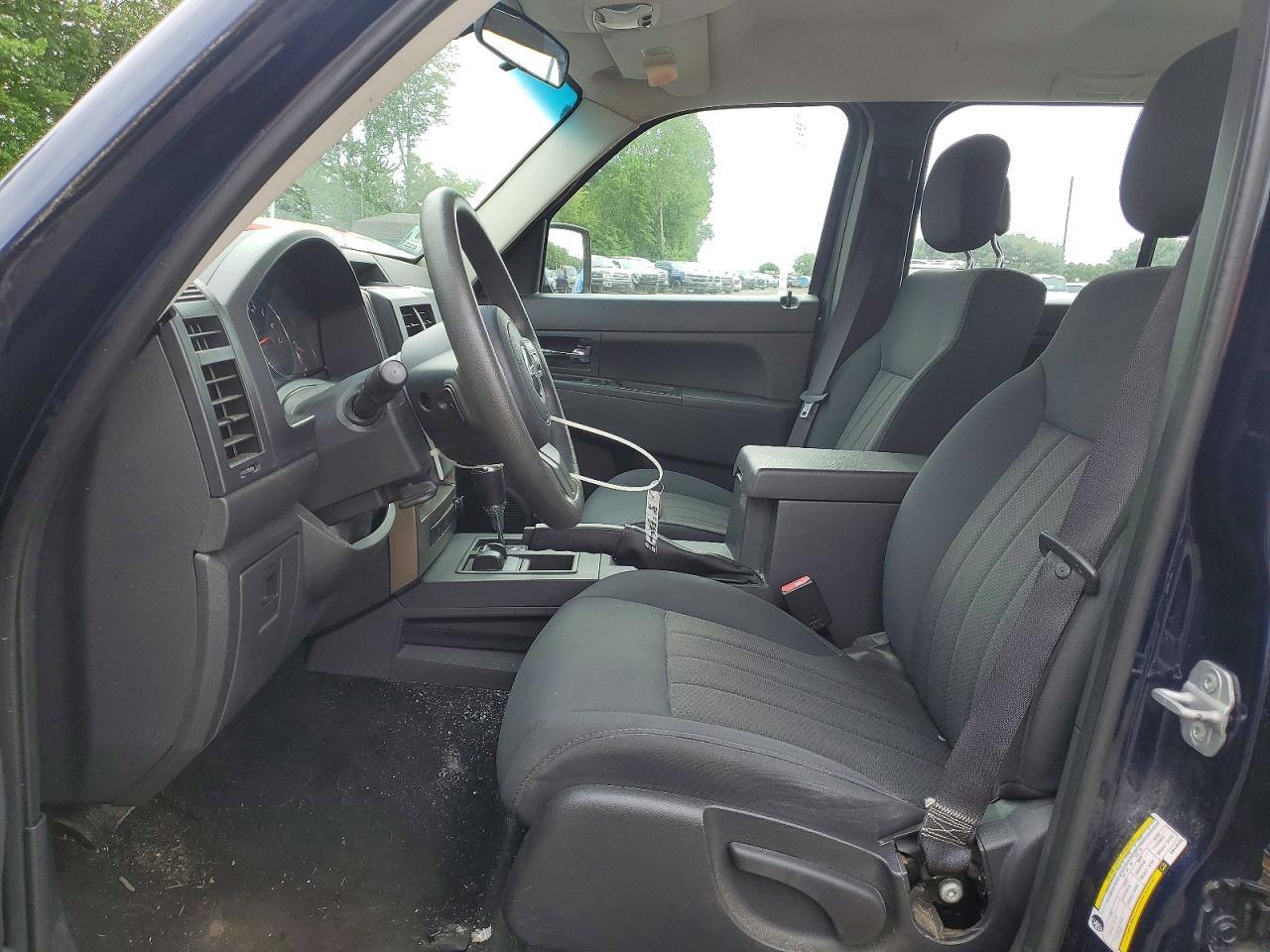 2012 Jeep Liberty Sport - Фото 7