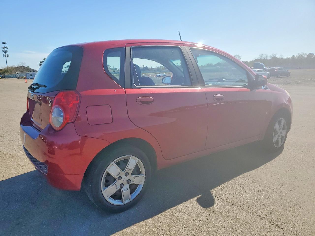2009 Chev Aveo - Фото 3
