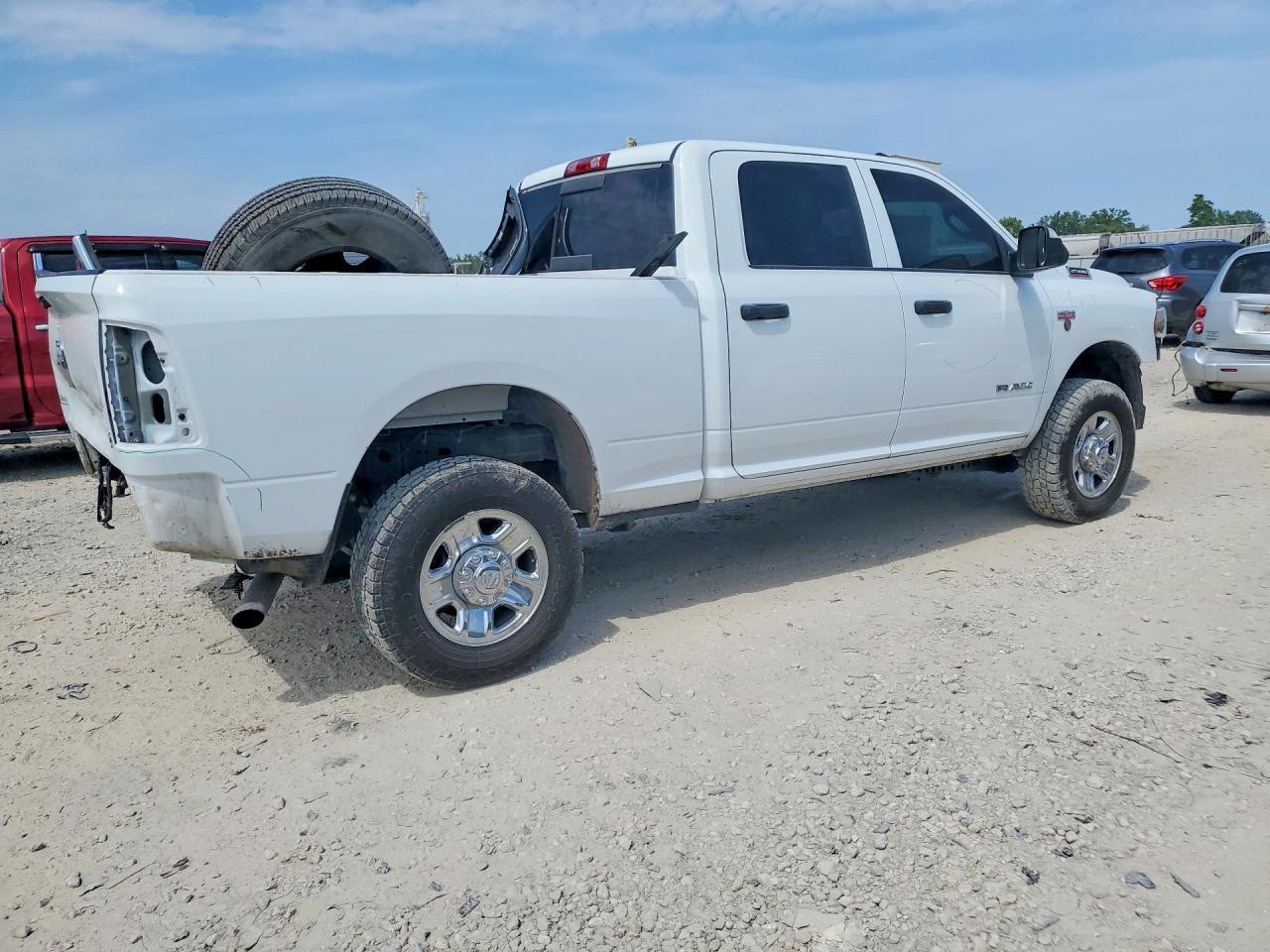 2020 Ram 2500 - Image 3