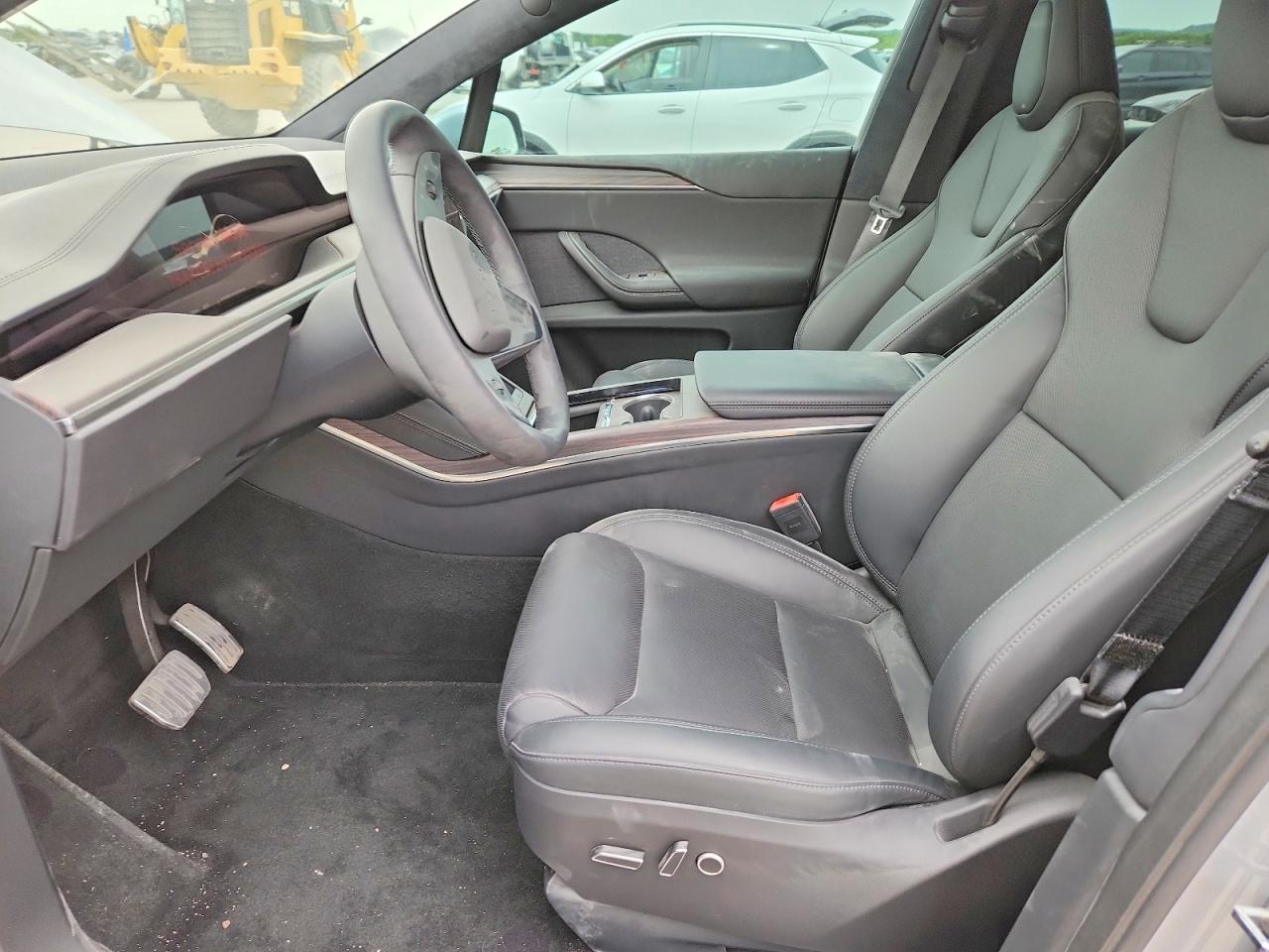 2026 Tesla Model X - Фото 7