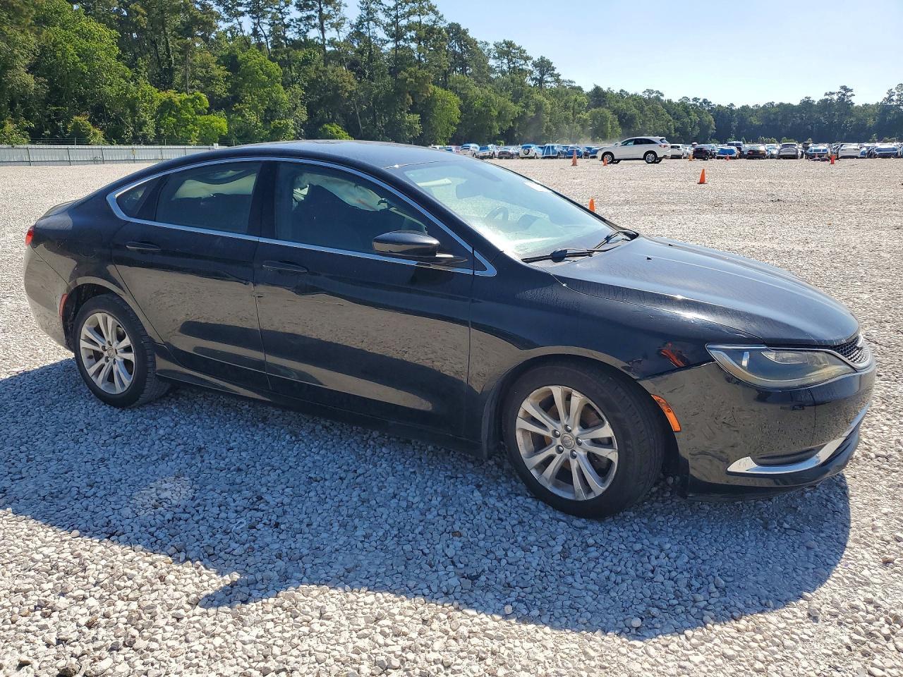 2015 Chrysler 200 Limited - Фото 4