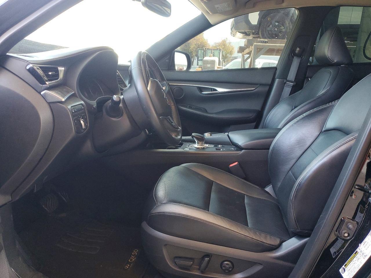 2022 Infiniti Qx50 Luxe - Image 7