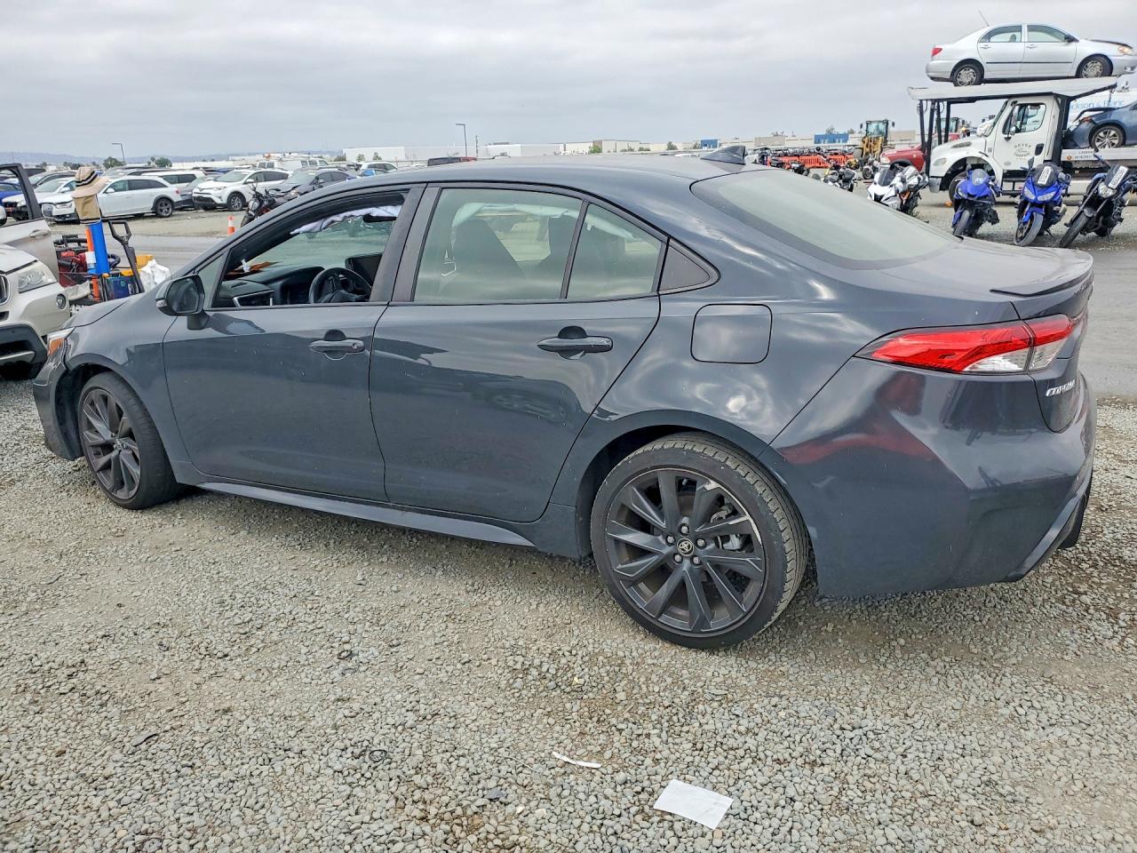 2024 Toyota Corolla Se - Фото 2