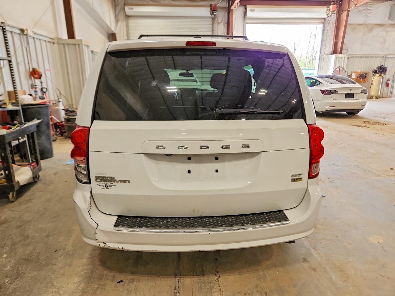 2017 Dodge Grand Caravan Gt - Фото 6