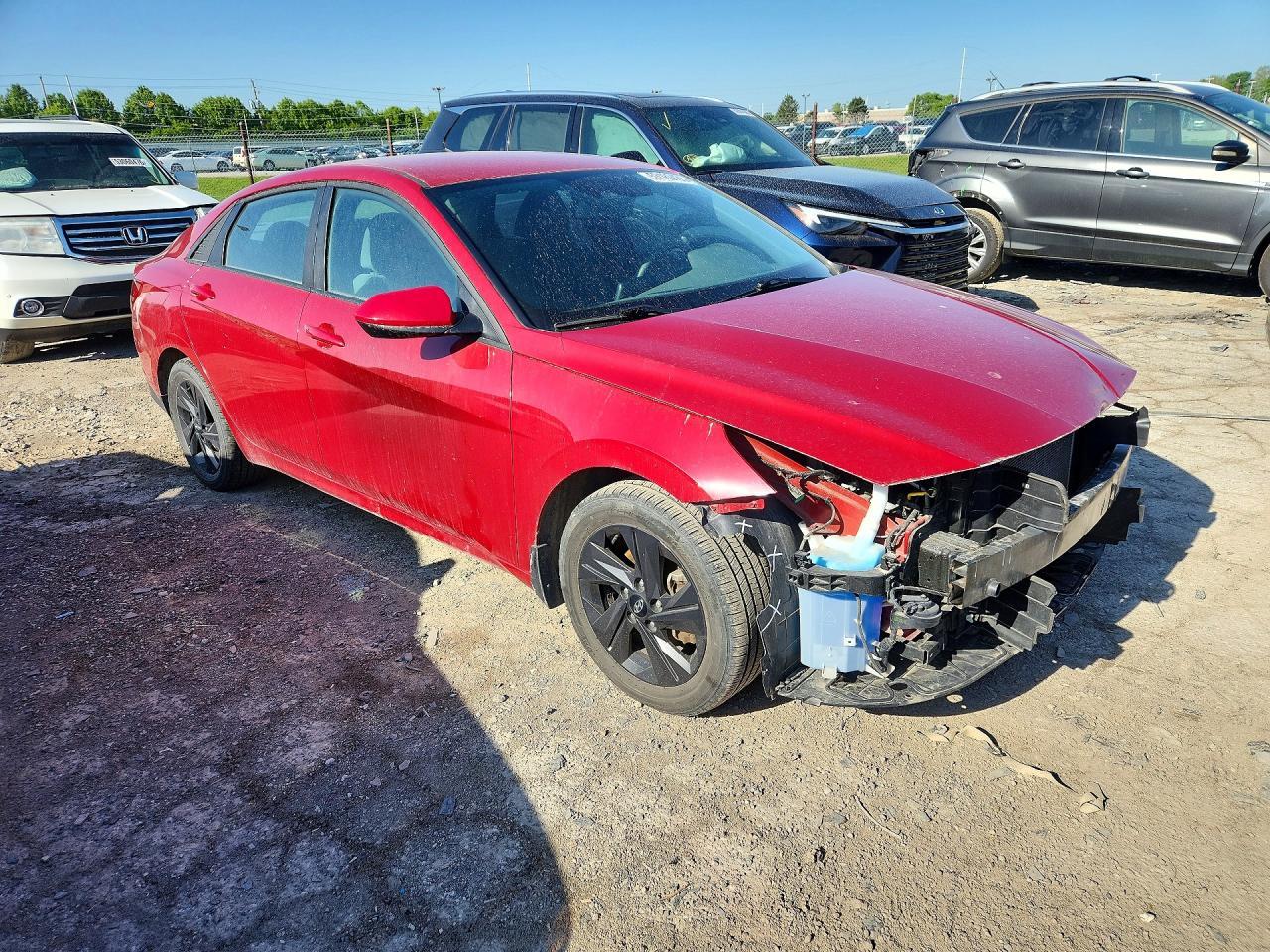 2022 Hyundai Elantra - Image 4