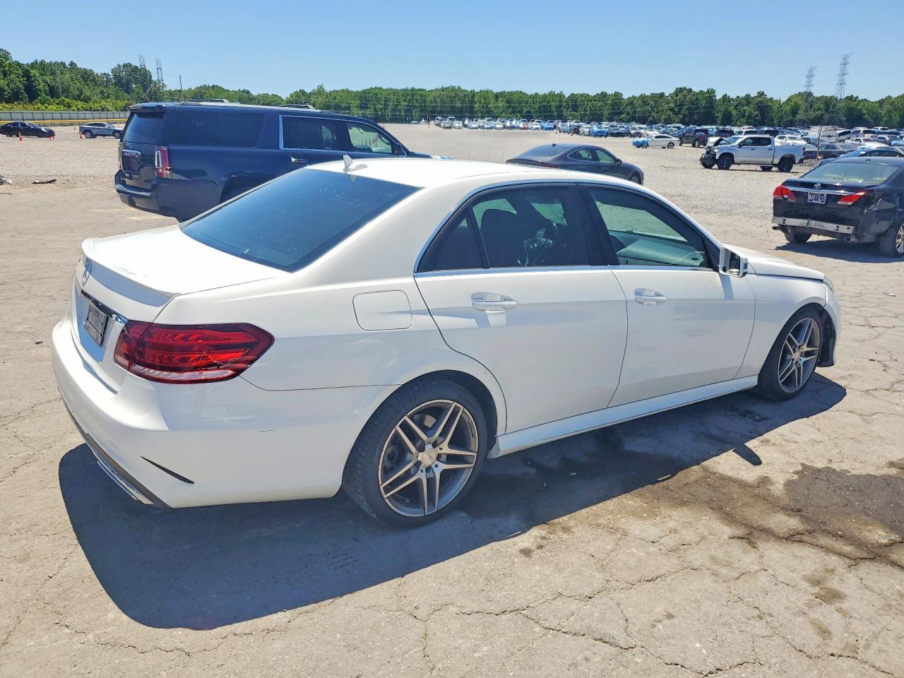 2016 Mercedes-Benz E 350 - Фото 3