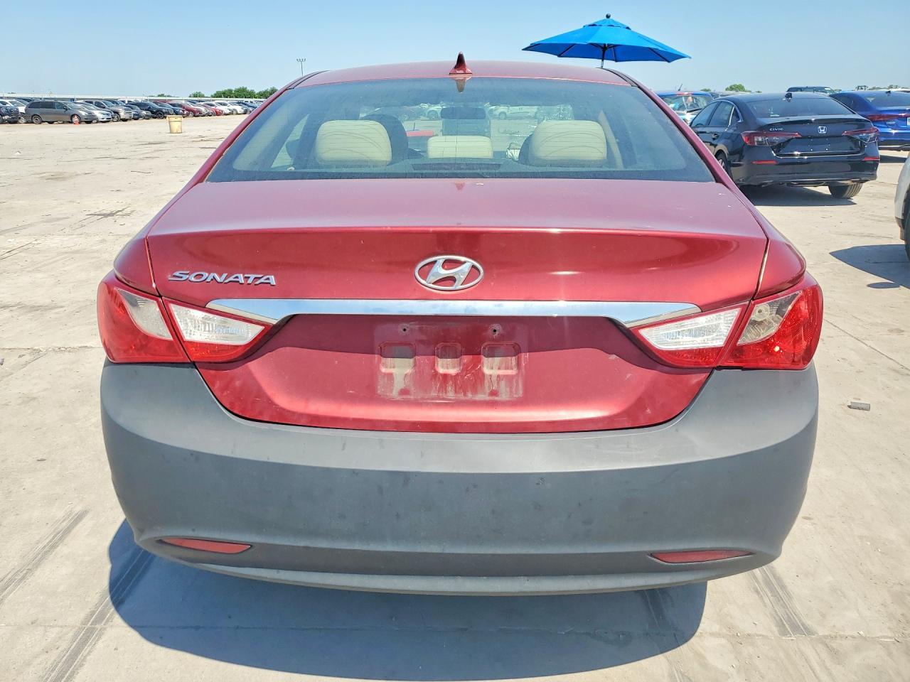 2011 Hyundai Sonata Gls - Image 6