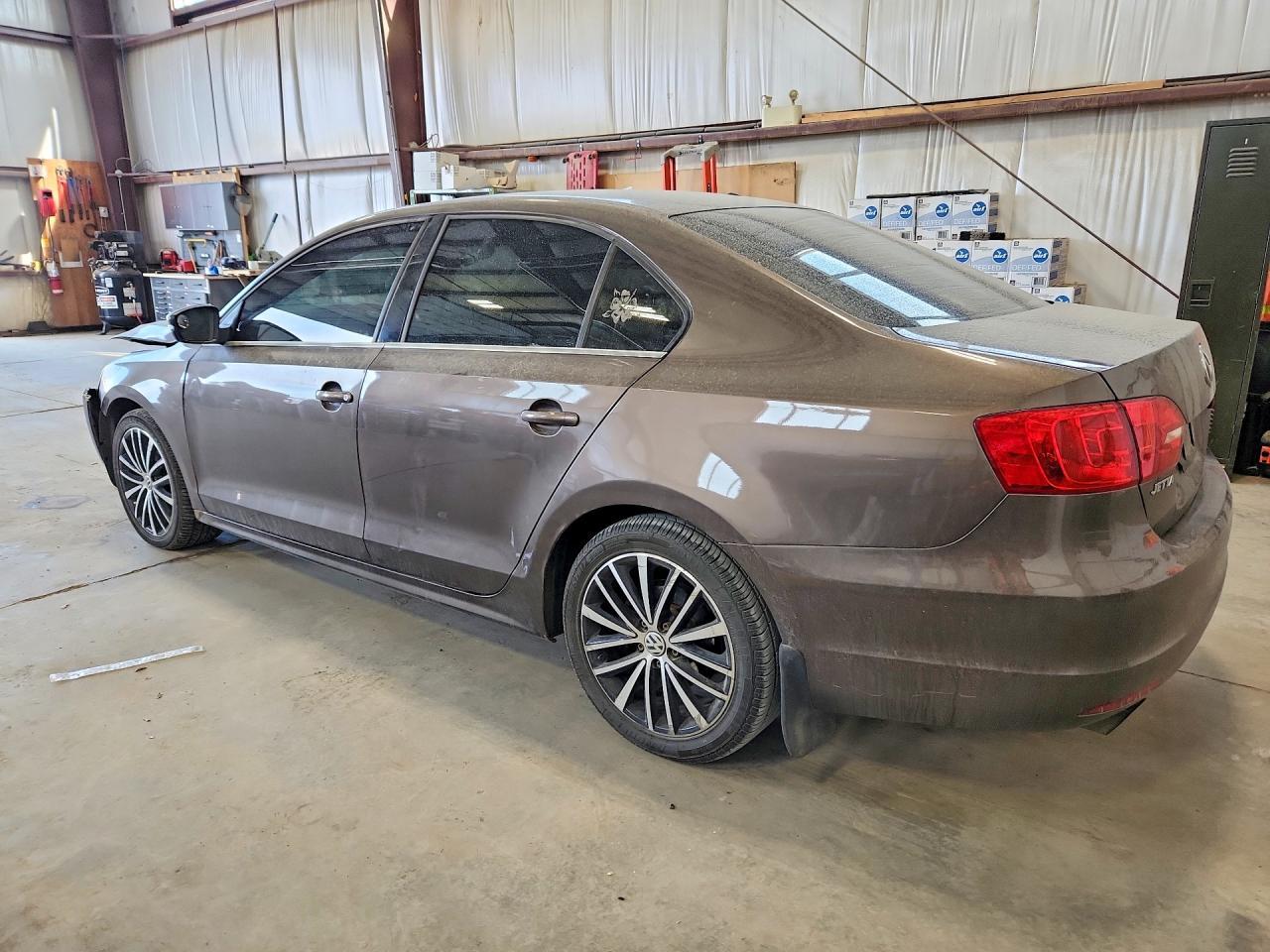 2013 Volkswagen Jetta Se - Image 2