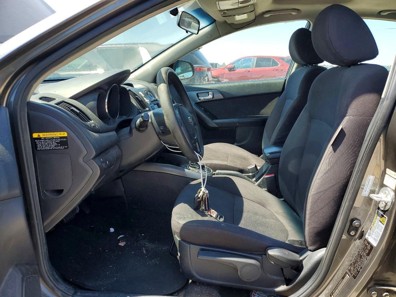 2013 Kia Forte - Image 7