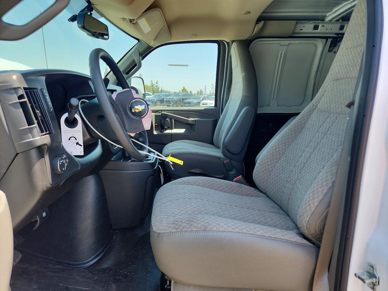 2026 Chevrolet Express G2500 - Image 7