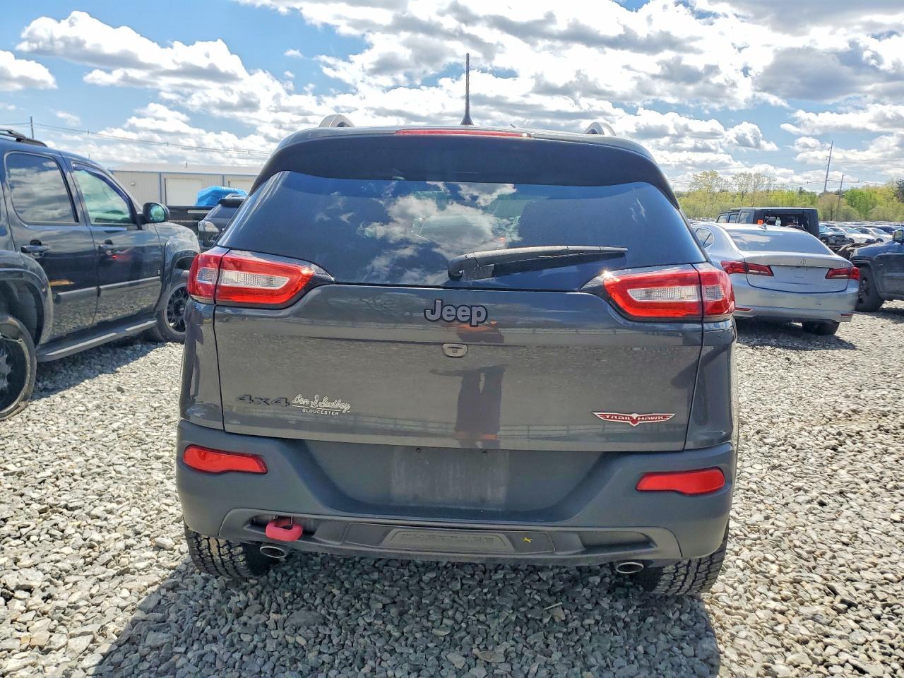 2016 Jeep Cherokee Trailhawk - Фото 6