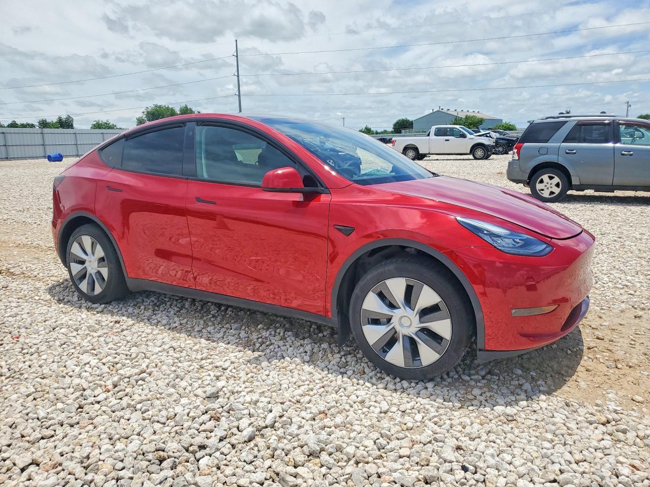 2023 Tesla Model Y - Image 4
