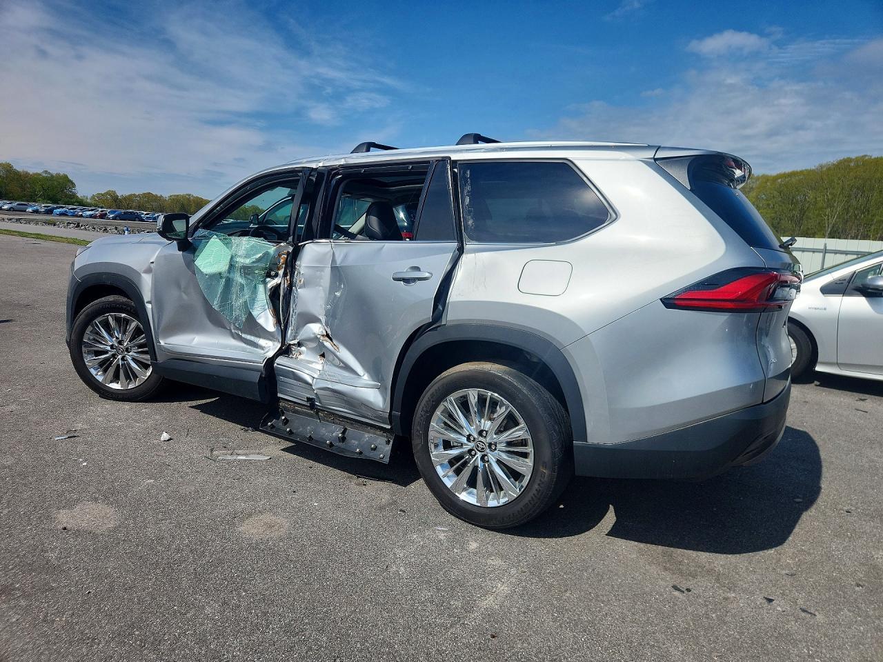 2024 Toyota Grand Highlander Platinum - Фото 2