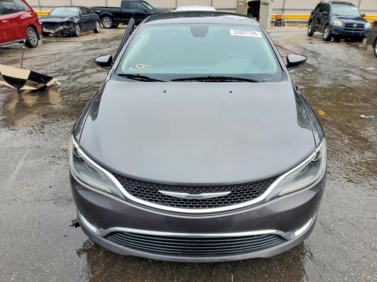 2016 Chrysler 200 Limited - Image 5