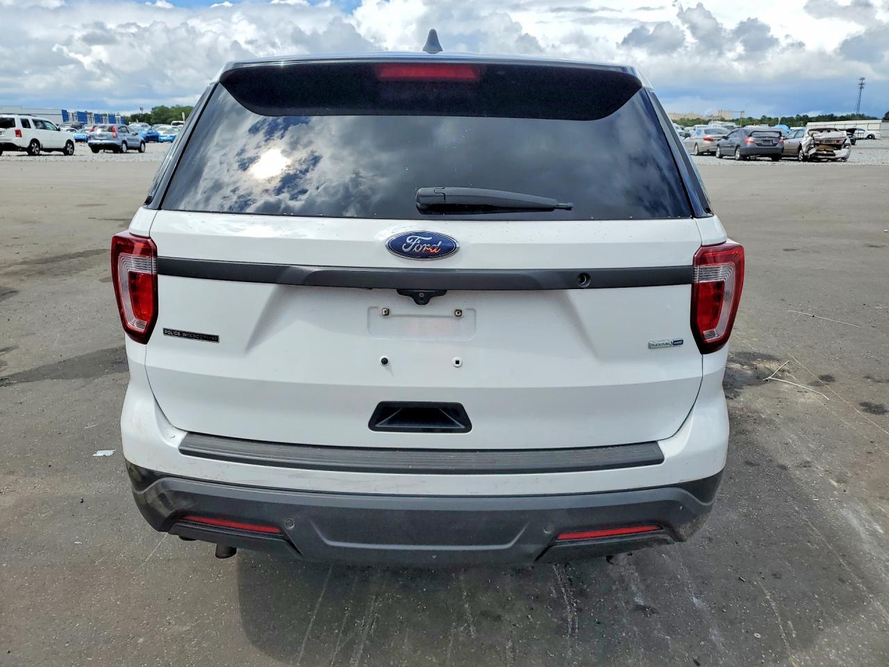 2018 Ford Explorer Police Interceptor - Фото 6
