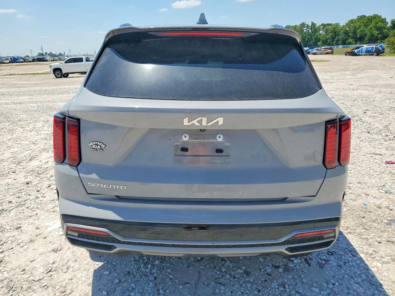 2023 Kia Sorento Ex - Image 6
