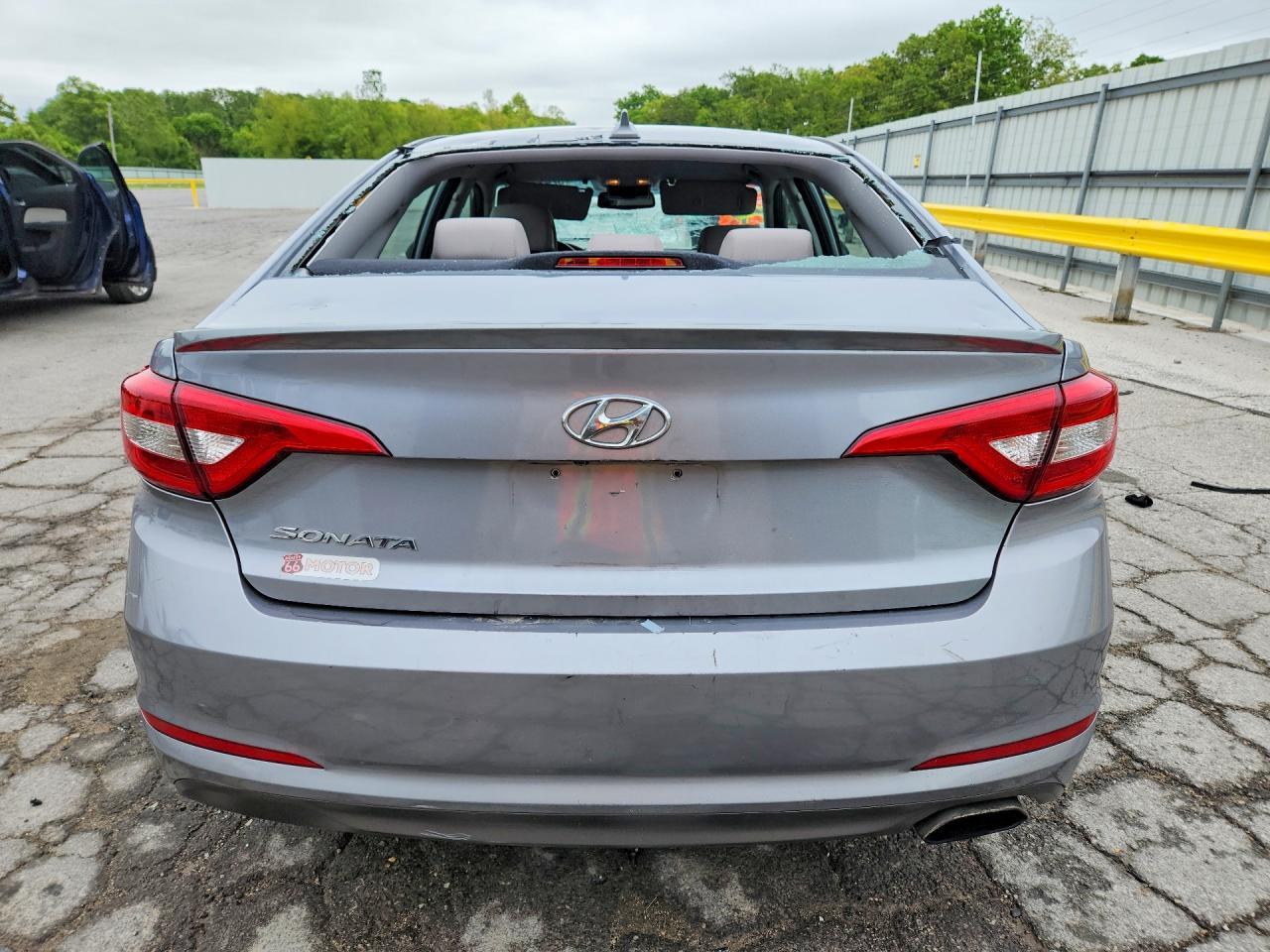 2015 Hyundai Sonata - Фото 6