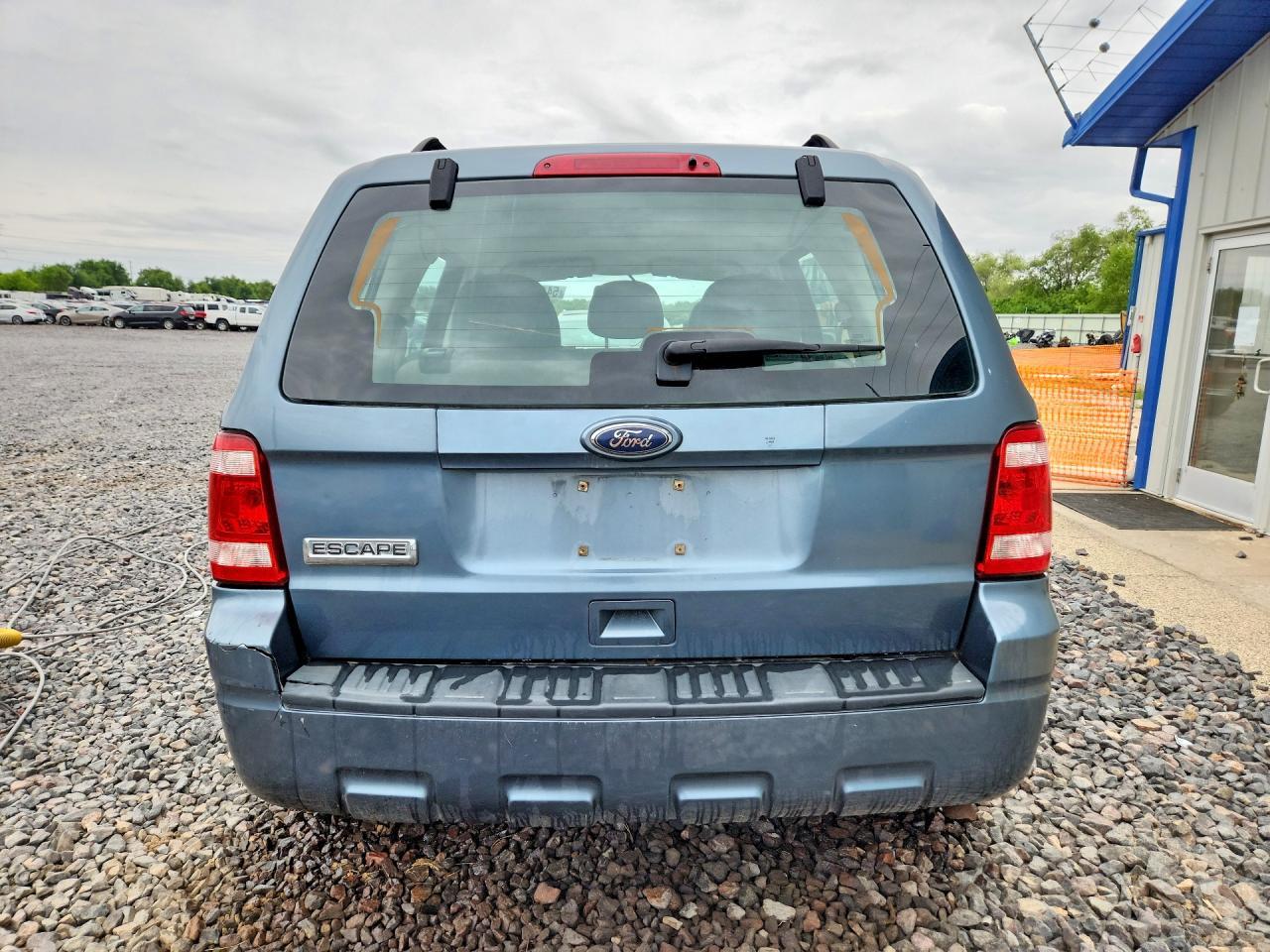 2010 Ford Escape Xls - Фото 6