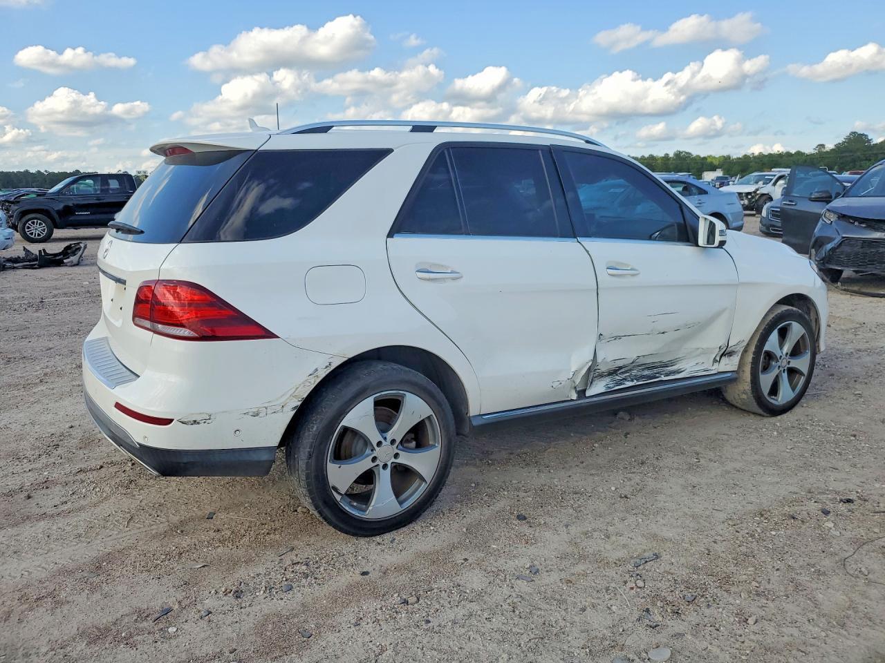 2016 Mercedes-Benz Gle 350 - Фото 3