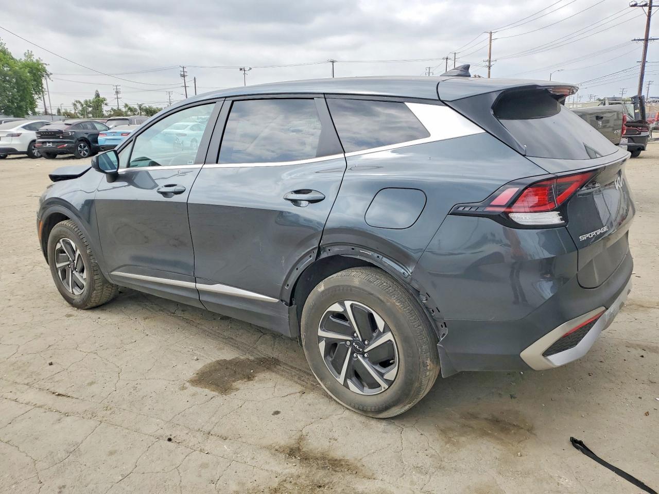 2024 Kia Sportage Lx - Image 2