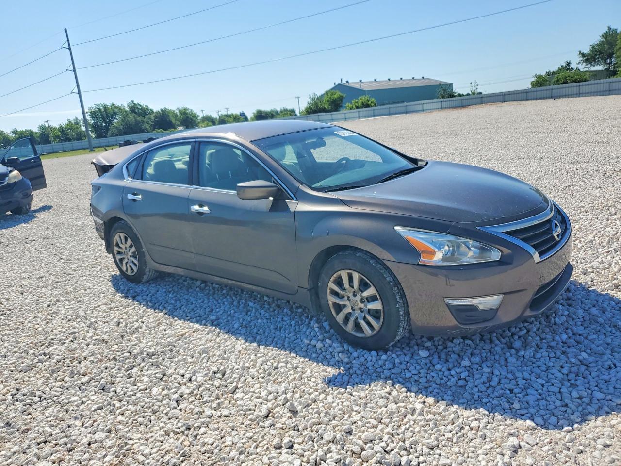 2015 Nissan Altima 2.5 S - Фото 4