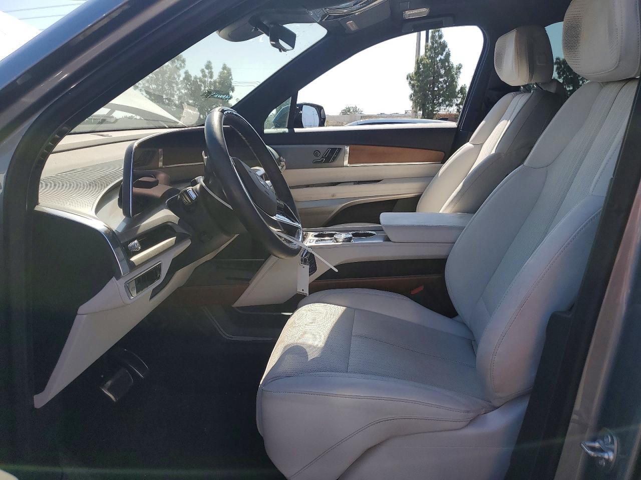 2026 Cadillac Vistiq Sport - Фото 7