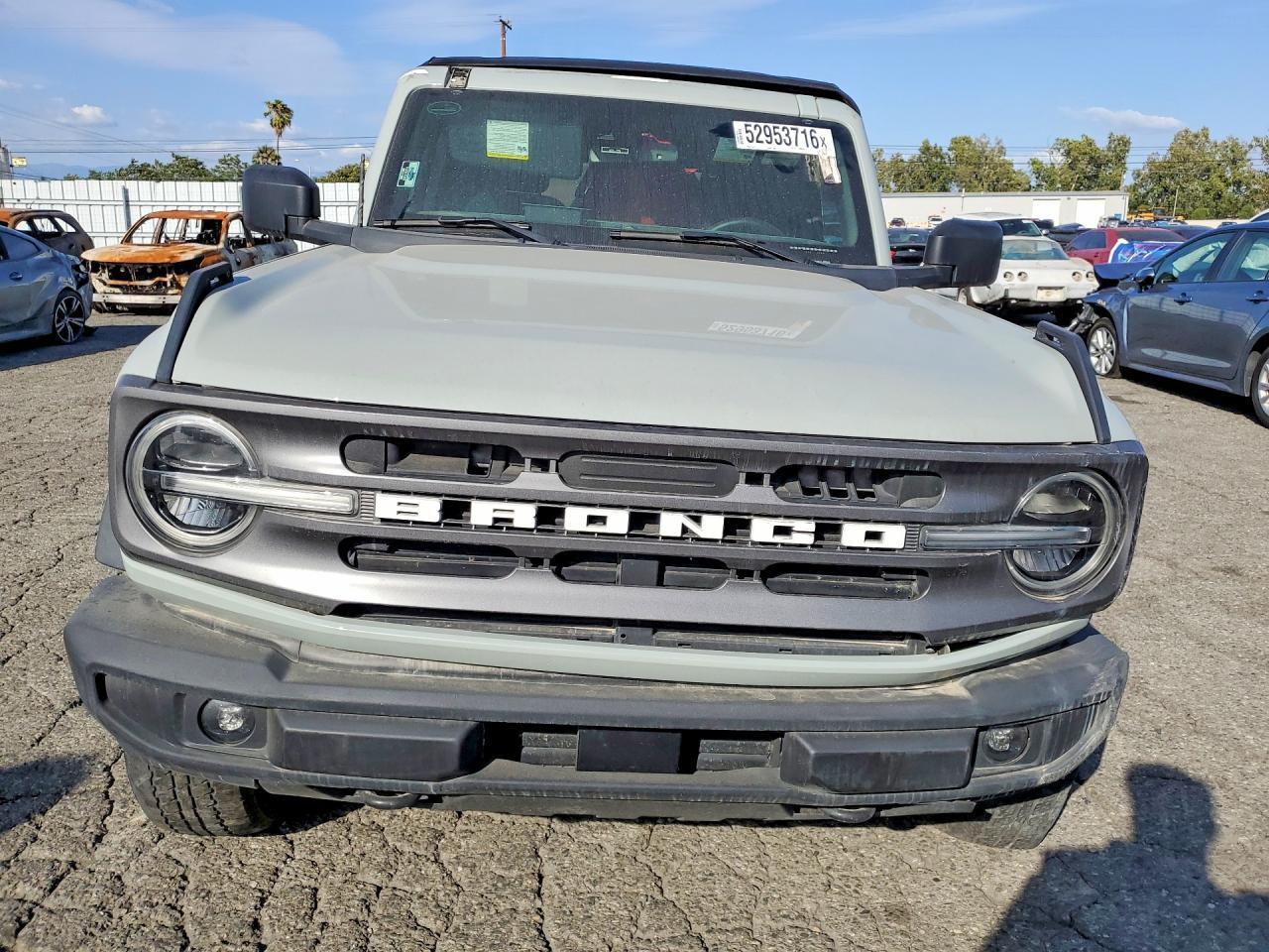 2023 Ford Bronco Base - Image 5