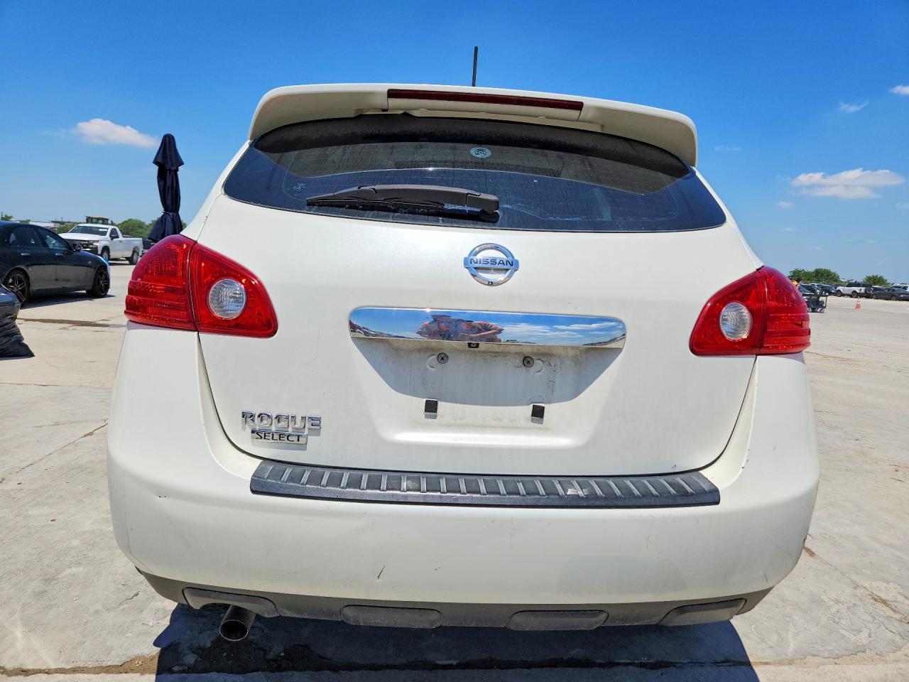 2014 Nissan Rogue Select S - Фото 6