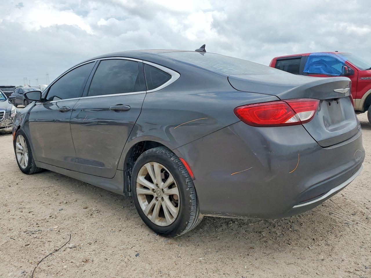 2016 Chrysler 200 Limited - Image 2