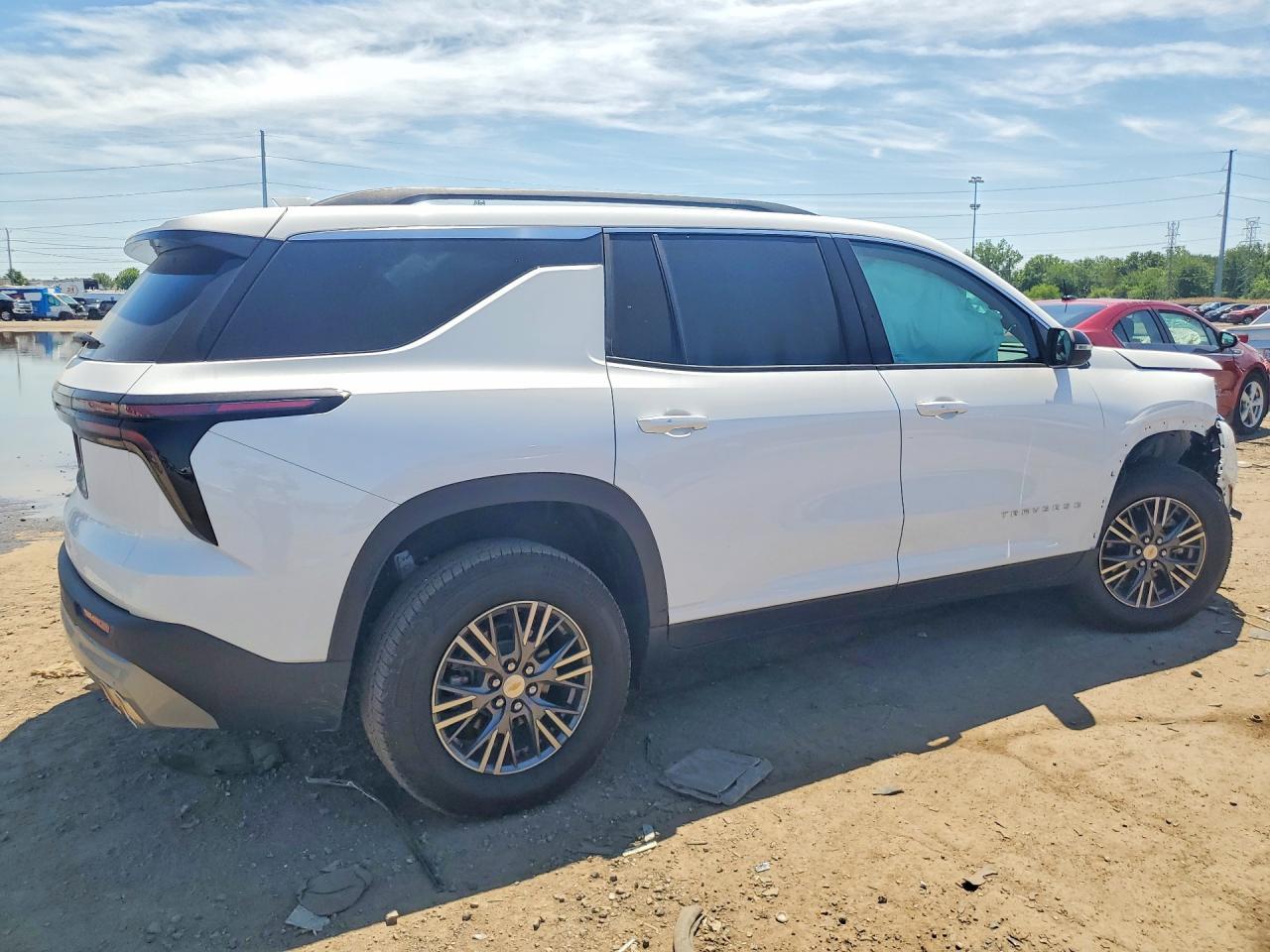 2026 Chevrolet Traverse Lt - Фото 3