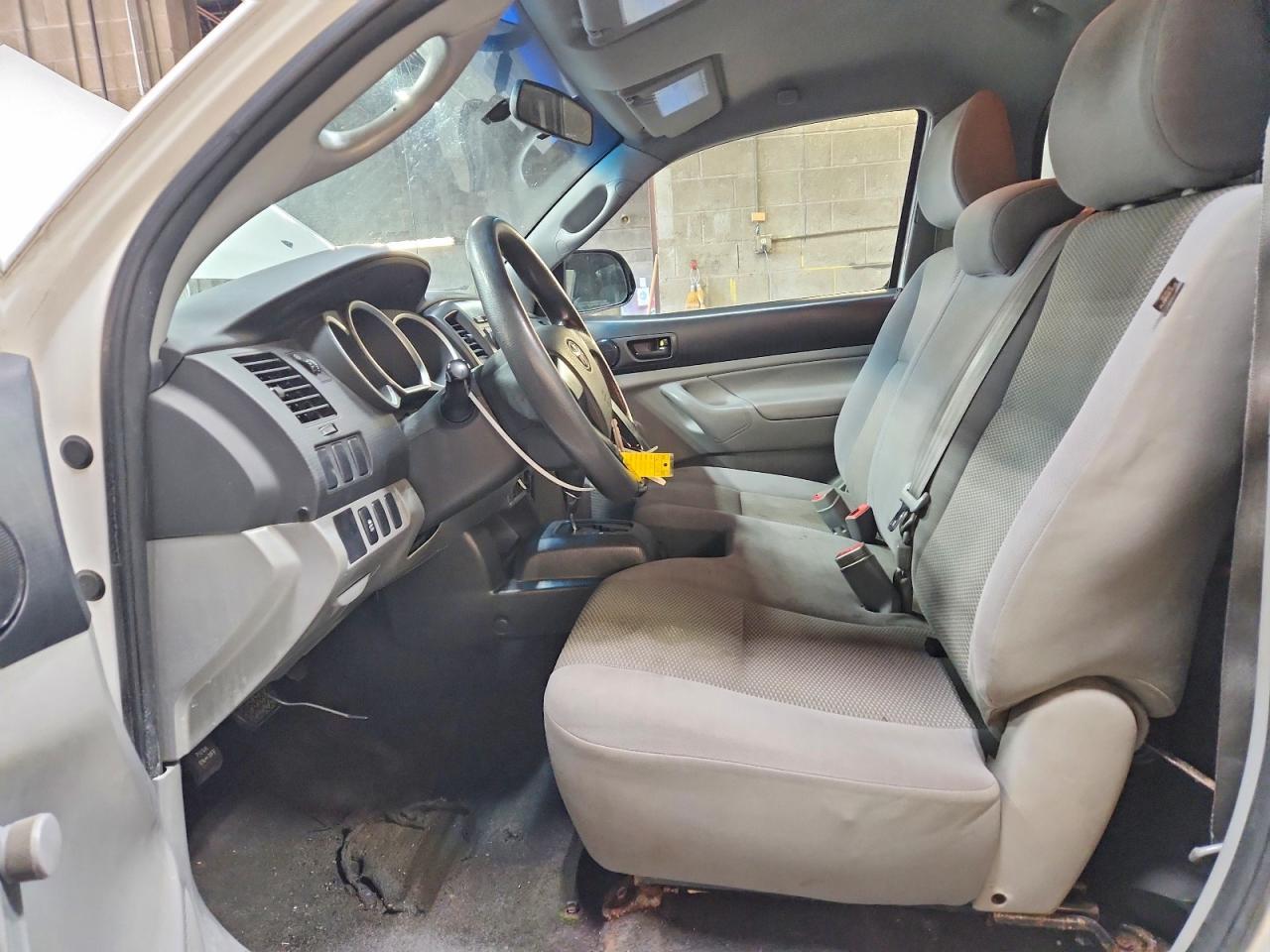 2012 Toyota Tacoma Base - Image 7