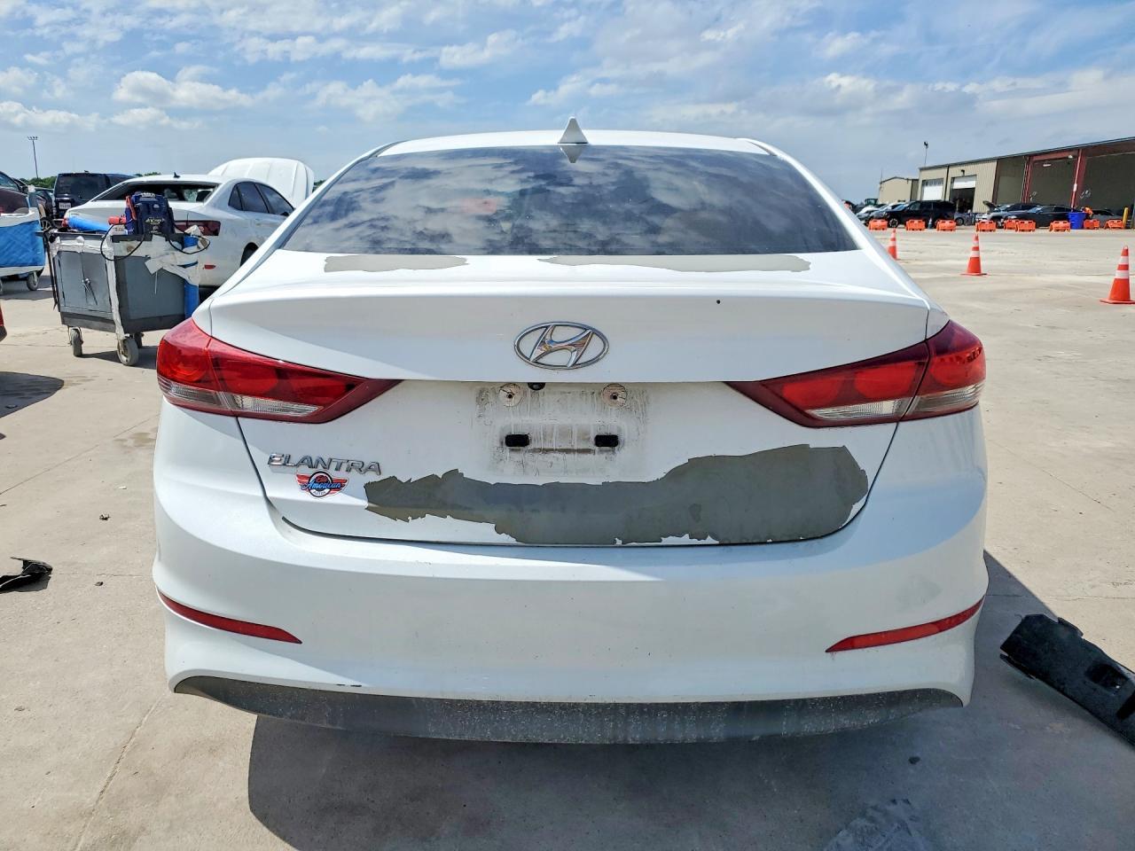2018 Hyundai Elantra Sel - Фото 6