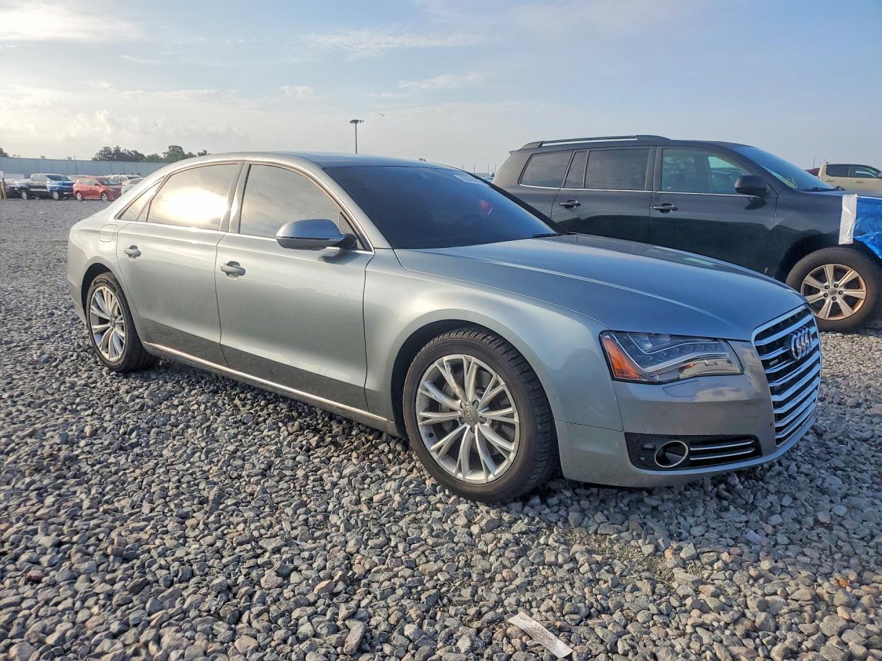 2013 Audi A8 L Quattro - Image 4