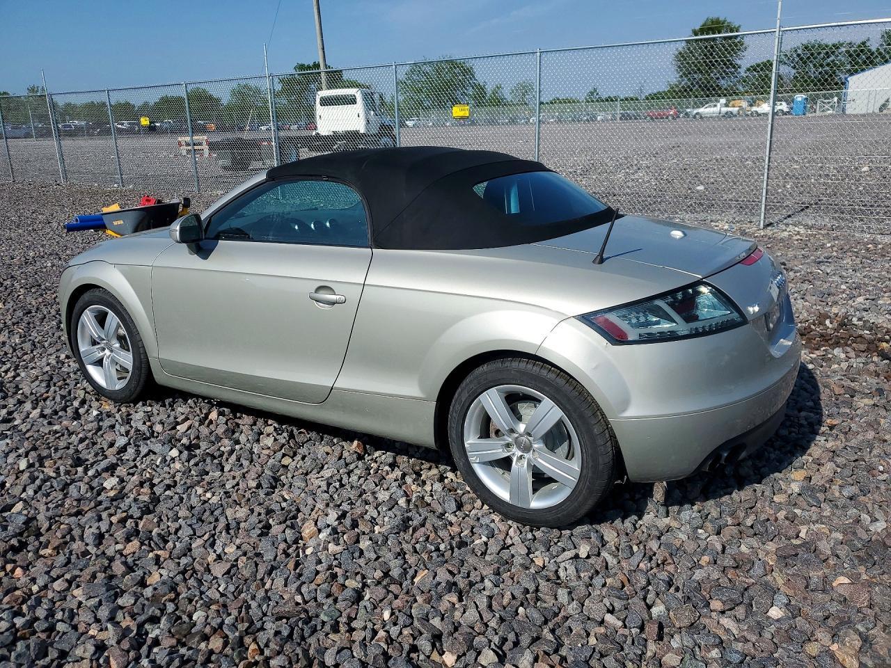2008 Audi Tt 2.0T - Фото 2