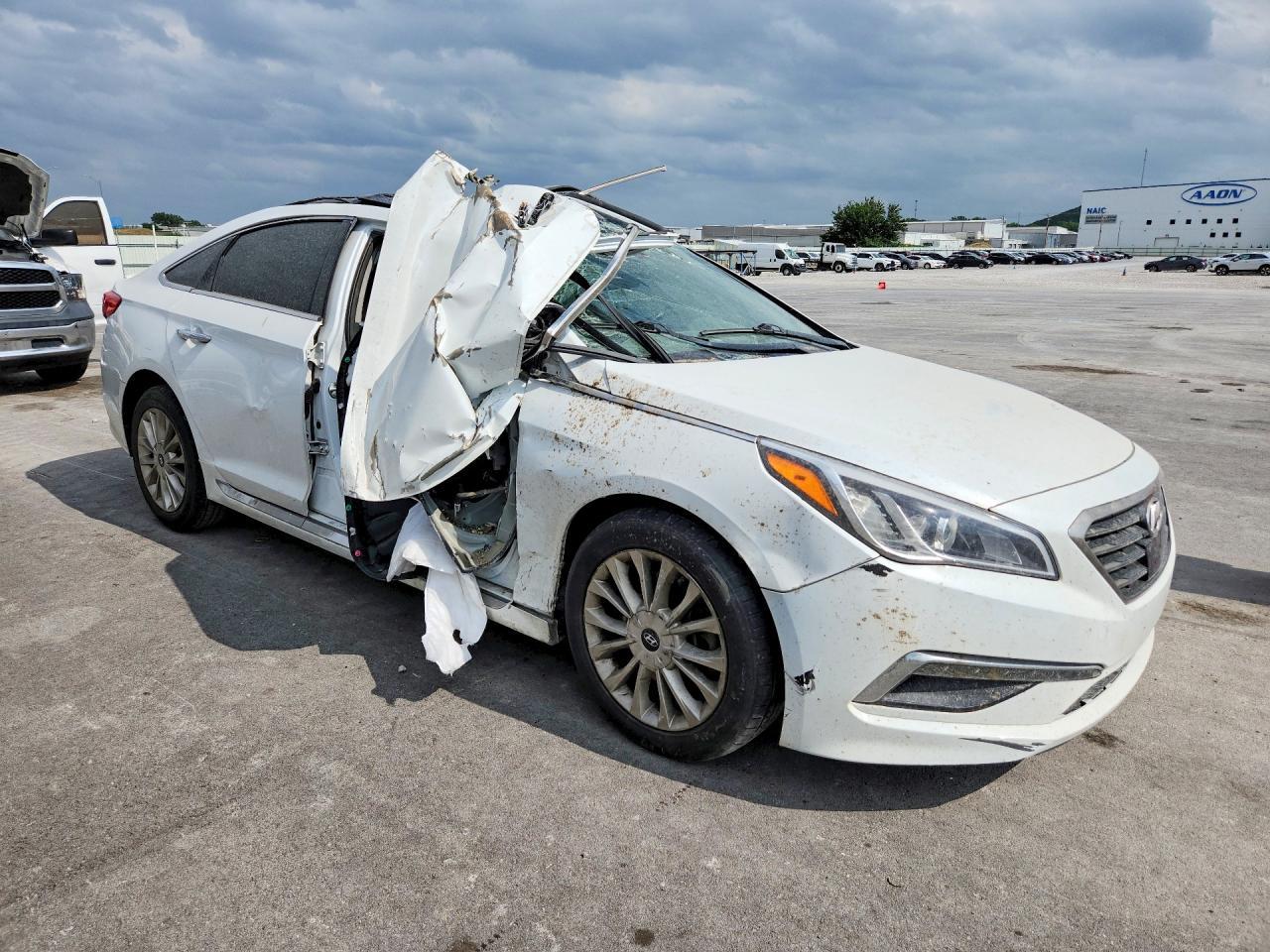2015 Hyundai Sonata - Фото 4