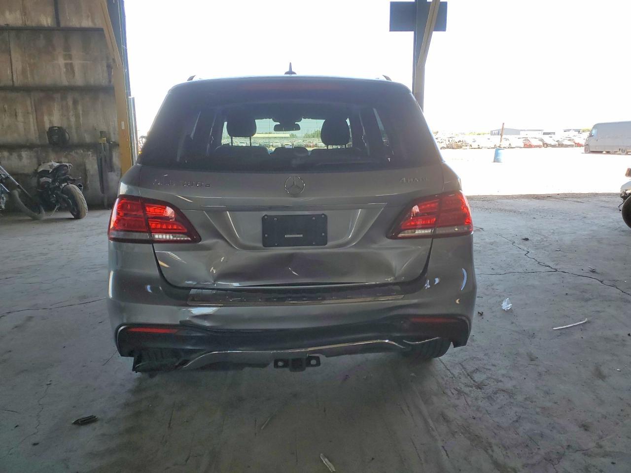 2016 Mercedes-Benz Gle 300D 4Matic - Фото 6