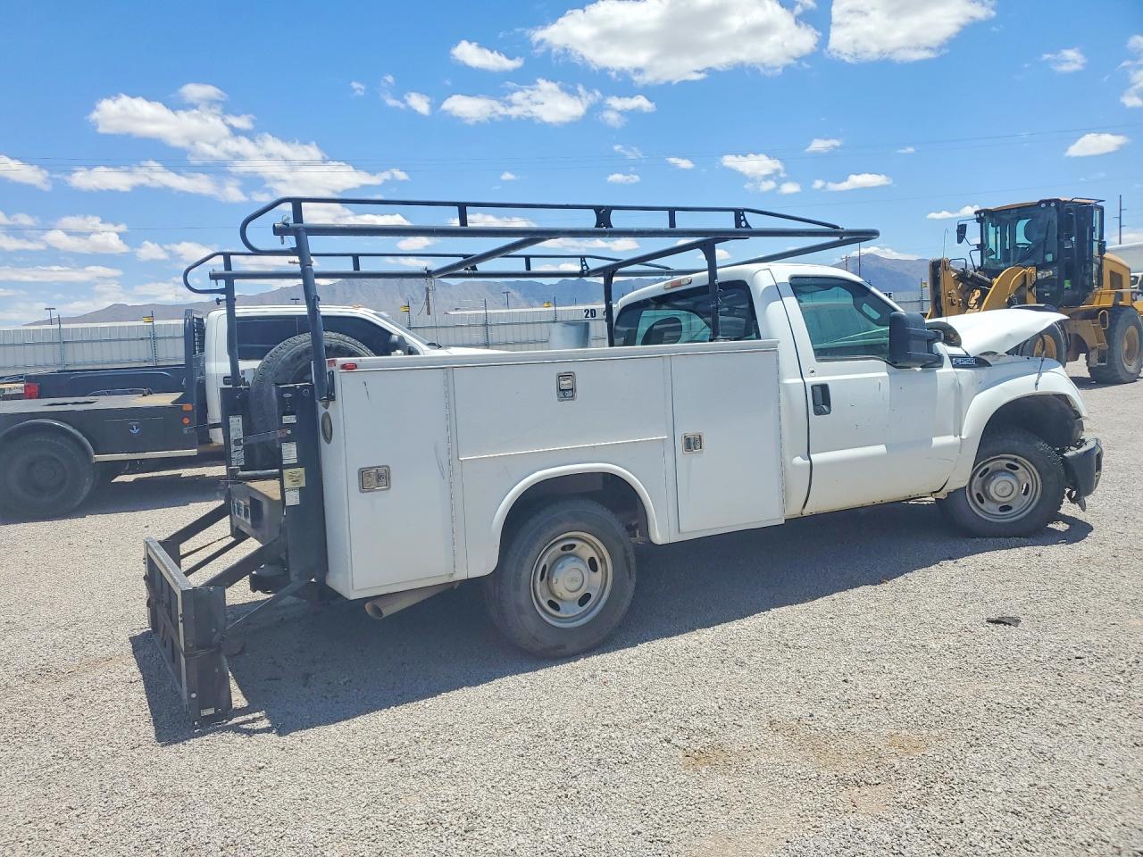 2012 Ford F250 Super Duty - Image 3