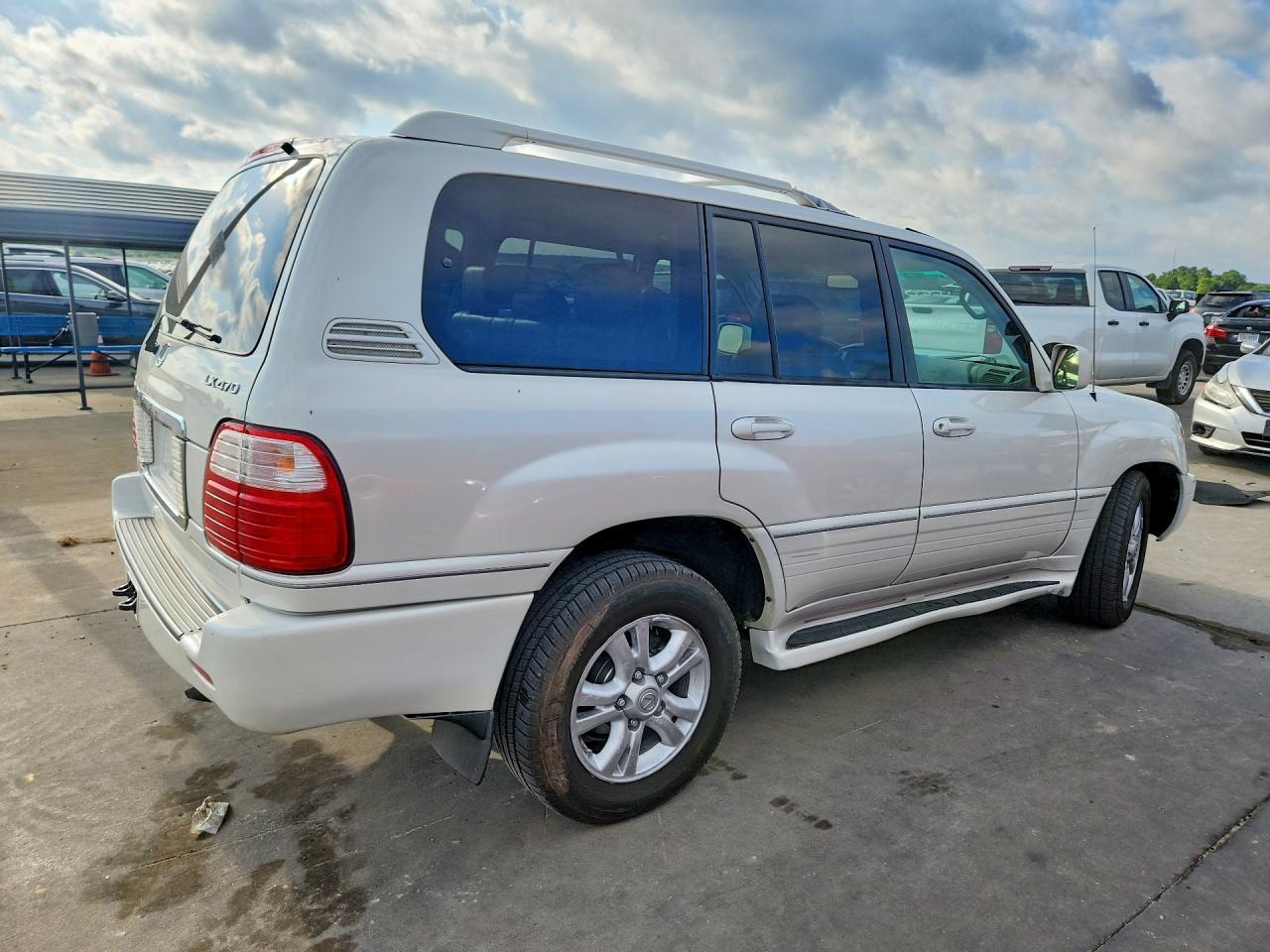 2004 Lexus Lx 470 - Фото 3