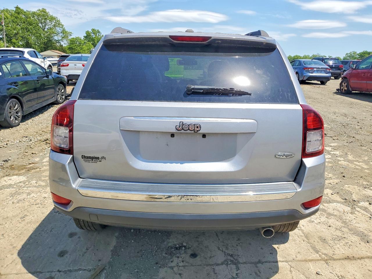 2017 Jeep Compass Latitude - Фото 6
