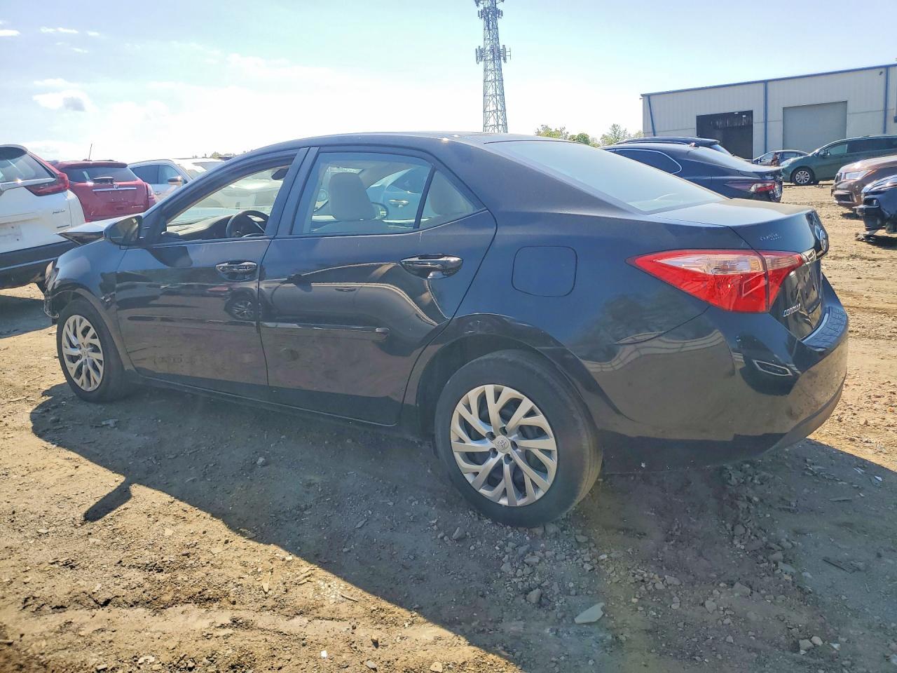 2019 Toyota Corolla Le - Фото 2