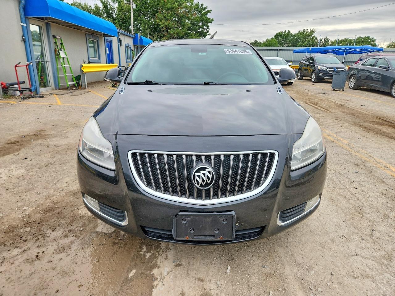 2013 Buick Regal Premium - Image 5