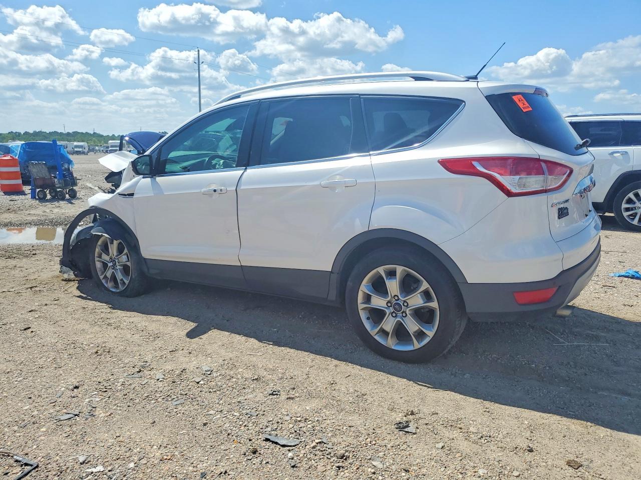 2014 Ford Escape Titanium - Image 2