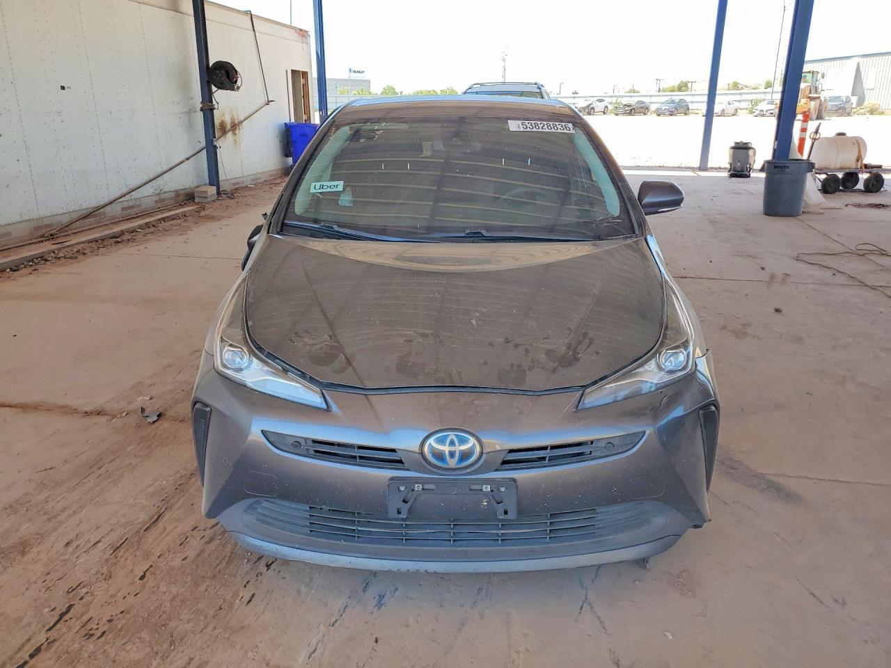 2021 Toyota Prius Le - Image 5