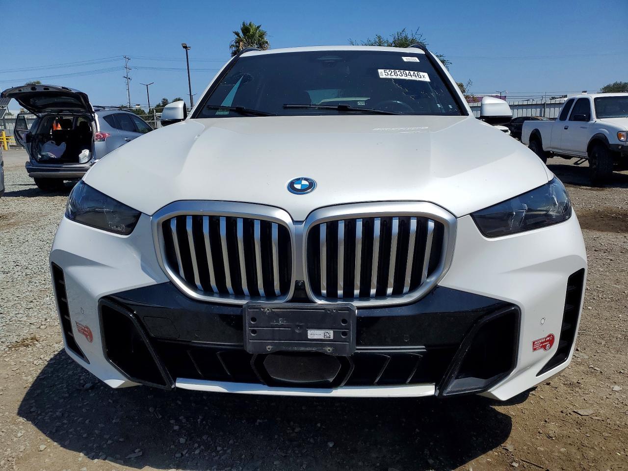 2024 BMW X5 xDrive50E - Image 5